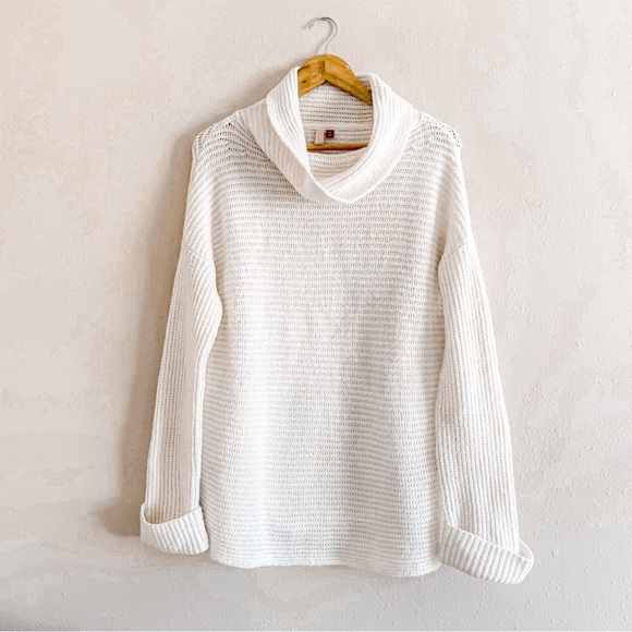 PILCRO Anthropologie | Cowl Neck Chunky Knit Oversized Cream Sweater, XS - Picture 1 of 14